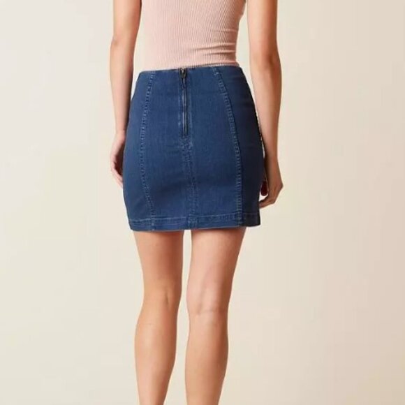 Free People - Modern Femme Denim Stretch Skirt - Size 8 - Picture 3 of 7